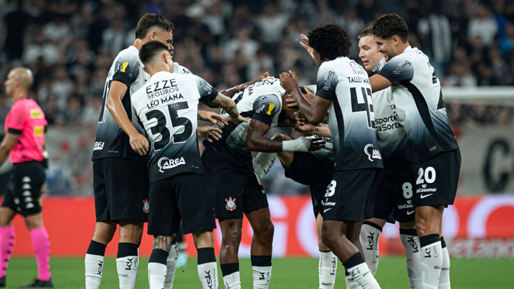 Corinthians vence Água Santa por 2 a 1 e mantém 100% de aproveitamento no Paulistão