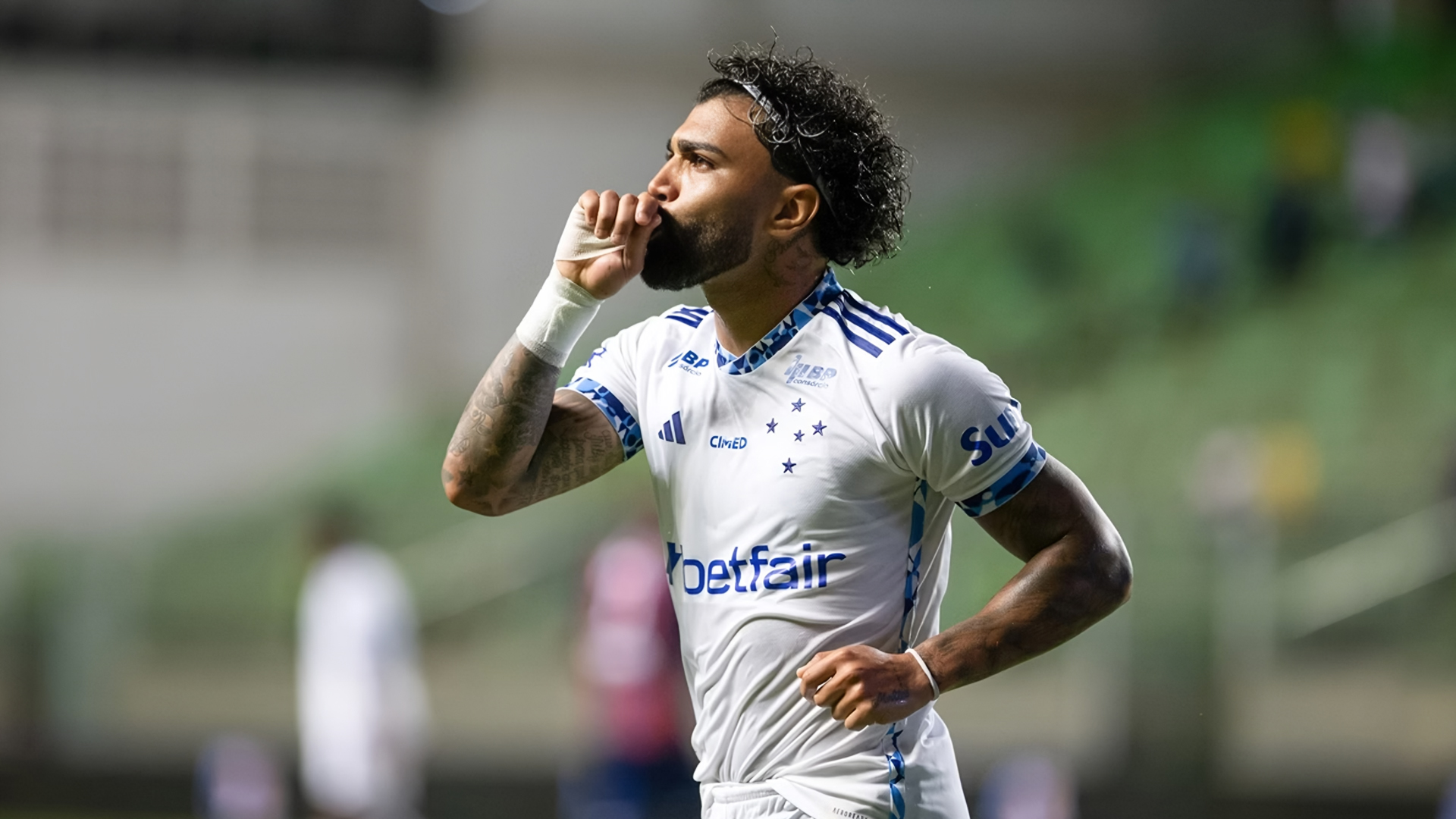 Hat-trick de Gabigol conduz Cruzeiro à vitória sobre o Itabirito por 4 a 1